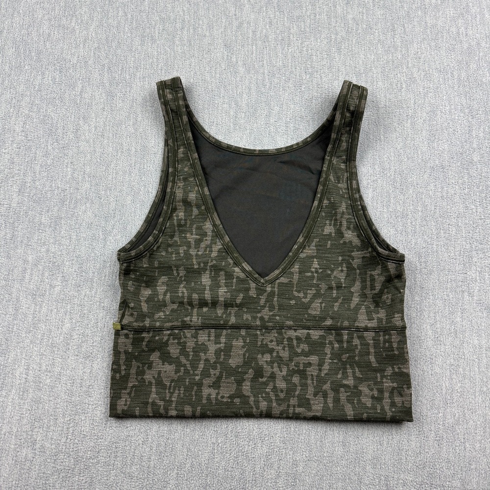 Lululemon Tank Top Womens 4 Green Camo Power Pivot Tough Gym Yoga Workout Train